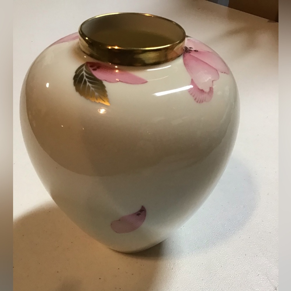 LENOX ROYAL BLOSSOM GINGER STYLE PORCELAIN VASE W GOLD TRIM EUC 7 In - Picture 2 of 4